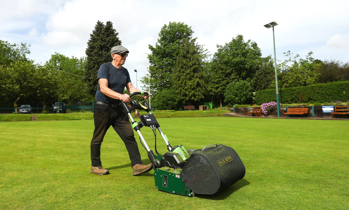 Allett Stirling 51 (20'') Battery Cylinder Mower