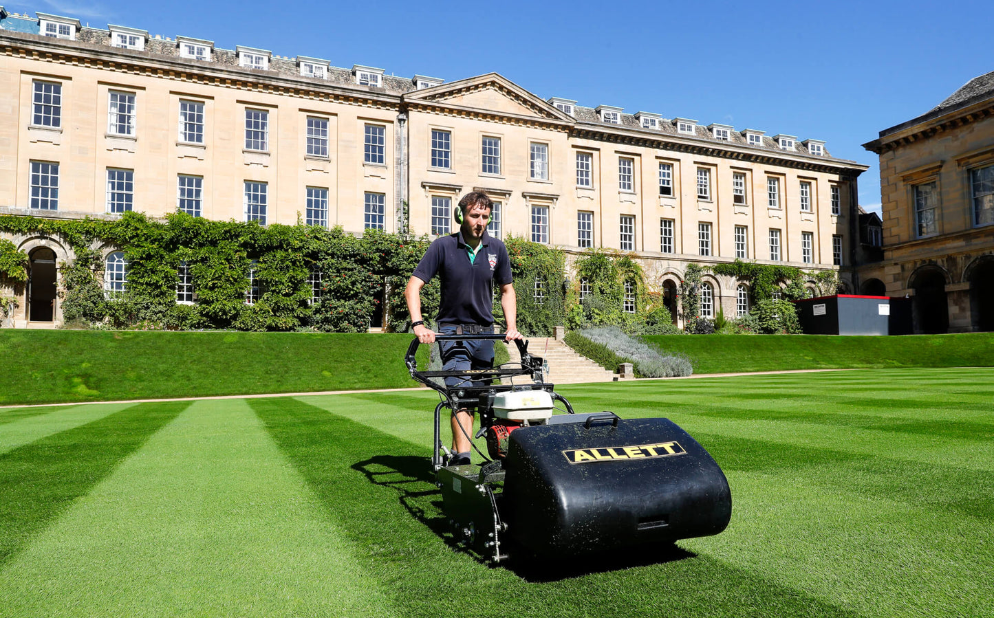 Allett C27 Gas Cylinder Reel Mower (Power-unit with Grassbox)