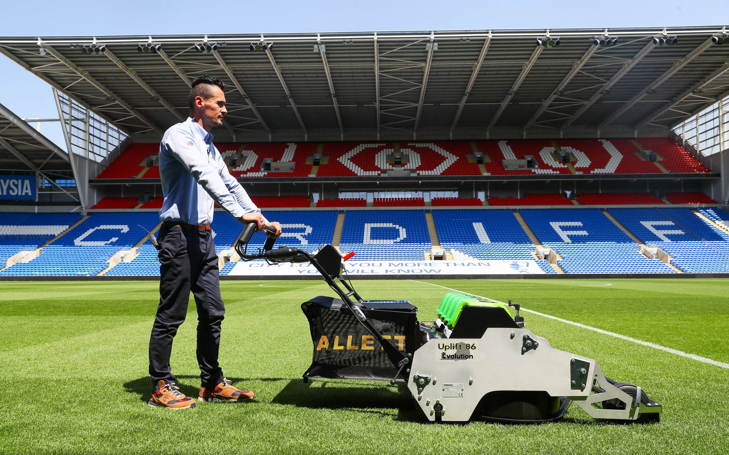 Allett Uplift 86 Evolution Battery Stadium Rotary Mower