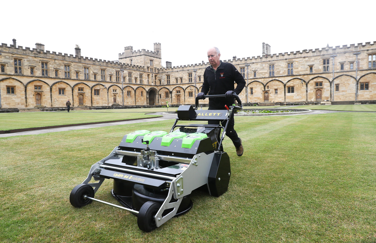 Allett Uplift 86 Evolution Battery Stadium Rotary Mower