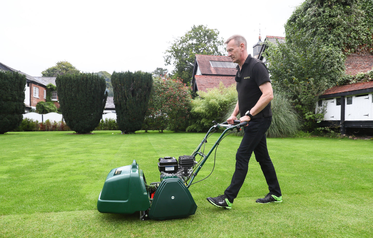 Allett Kensington 17H Gas Cylinder Reel Mower