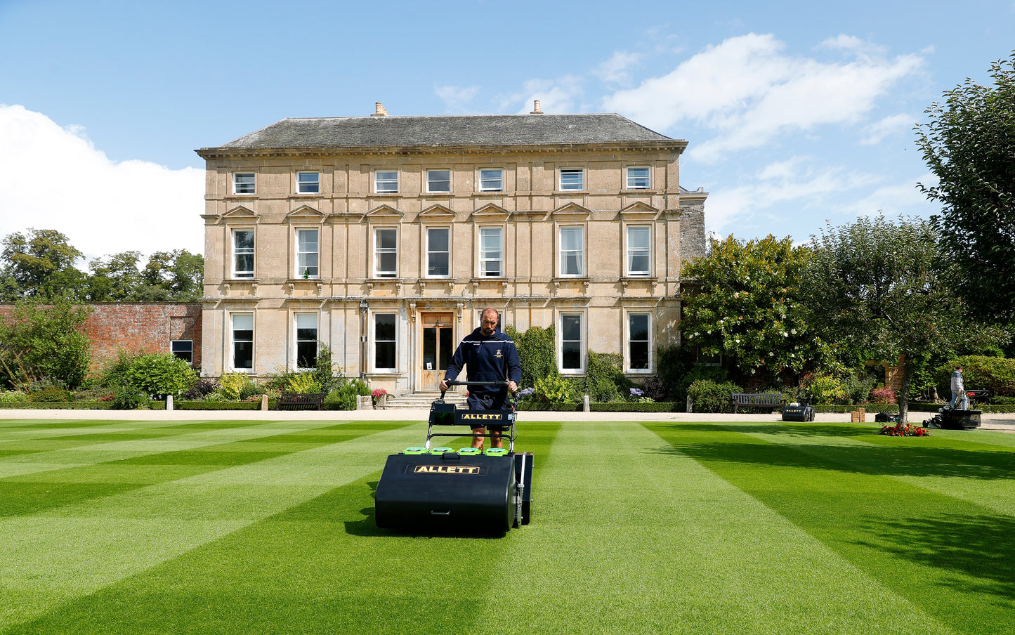 Allett C34 Evolution Battery Cylinder Reel Mower (Power-unit with Grassbox)